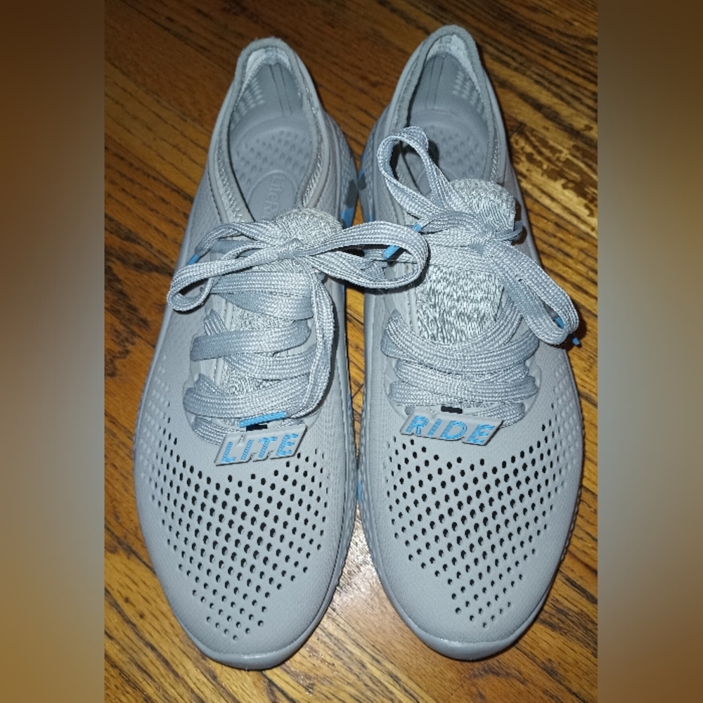 CROCS LITE RIDE COLOR GRAY